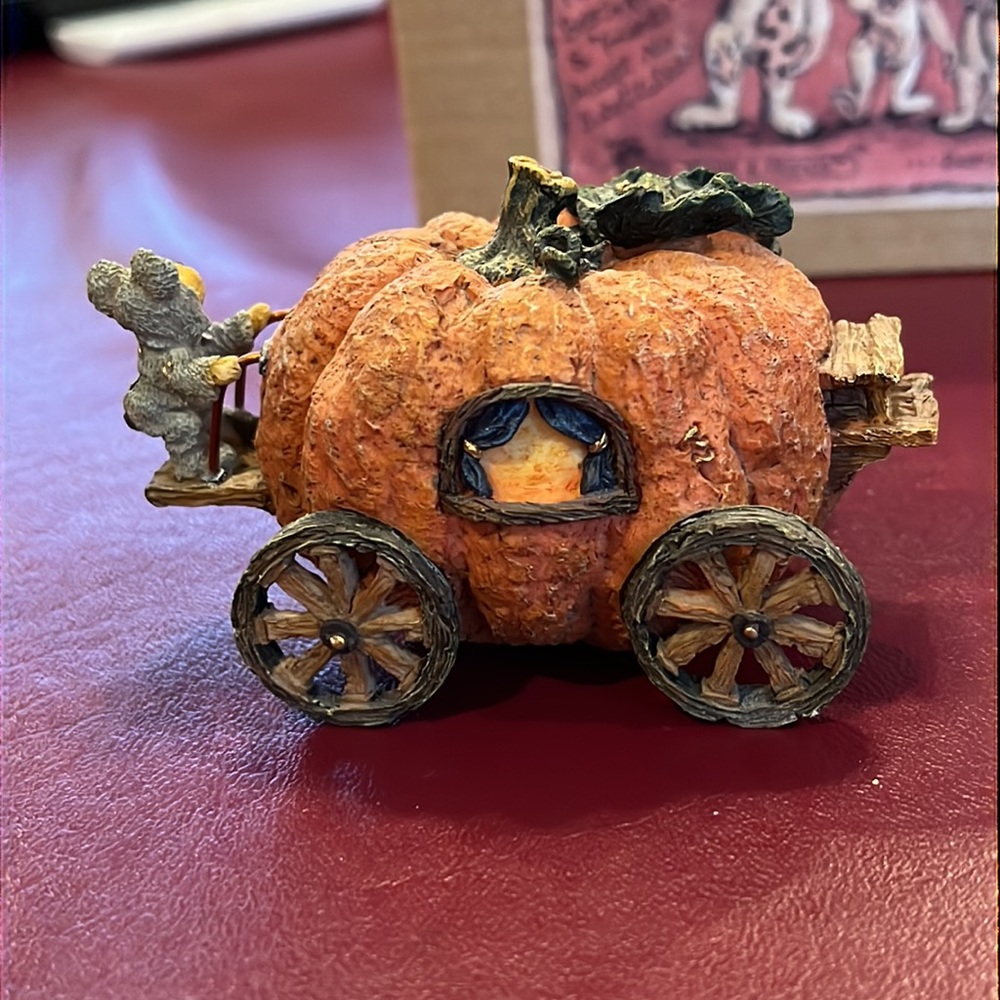 The Magic Pumpkin Ride - Picture 4 of 12
